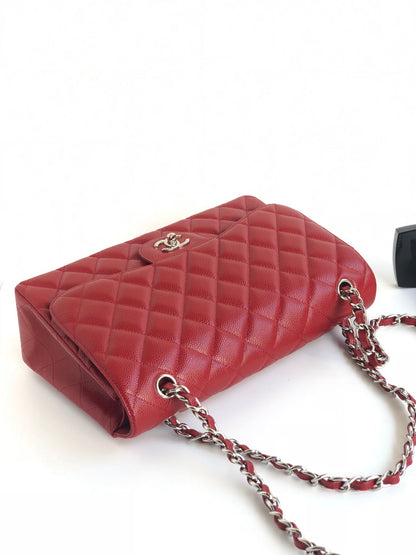 FLAP BAG JUMBO 30CM RED CAVIAR SILVER HARDWARE