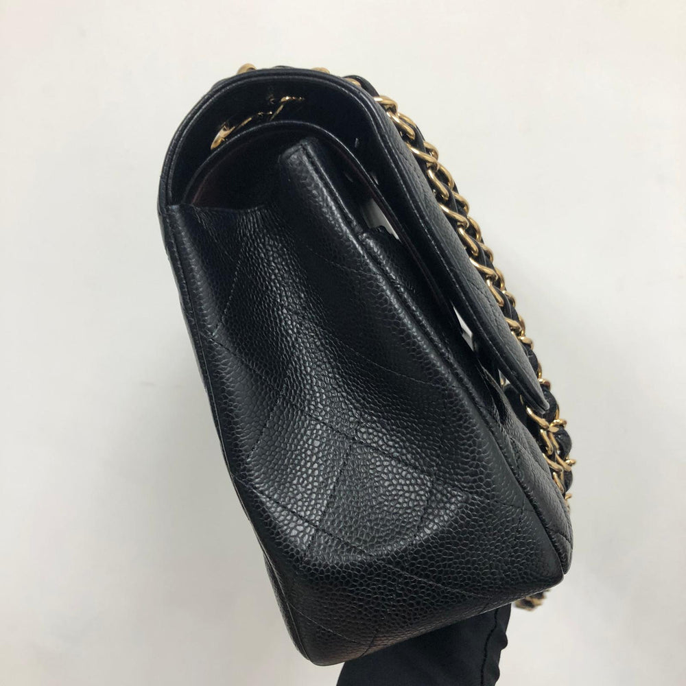 MEDIUM FLAP BAG 25CM BLACK CAVIAR GOLD HARDWARE