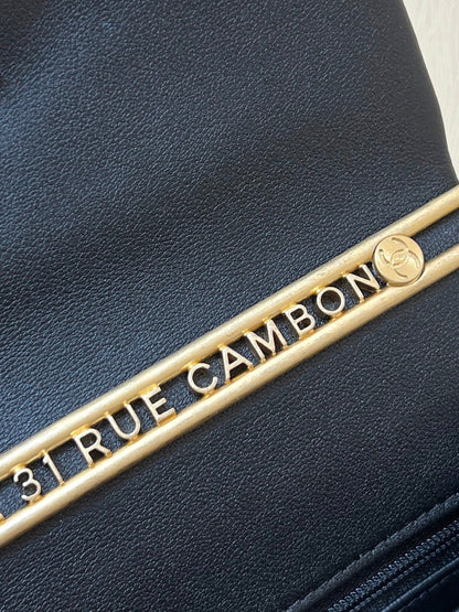 24s 31 ruecambon 15cm black patent calfskin
